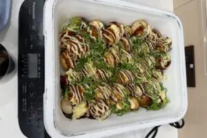 大阪の東横イン、朝食バイキングのメニューが「最強すぎる」と話題　「他県のメニュー」知ってさらに驚き