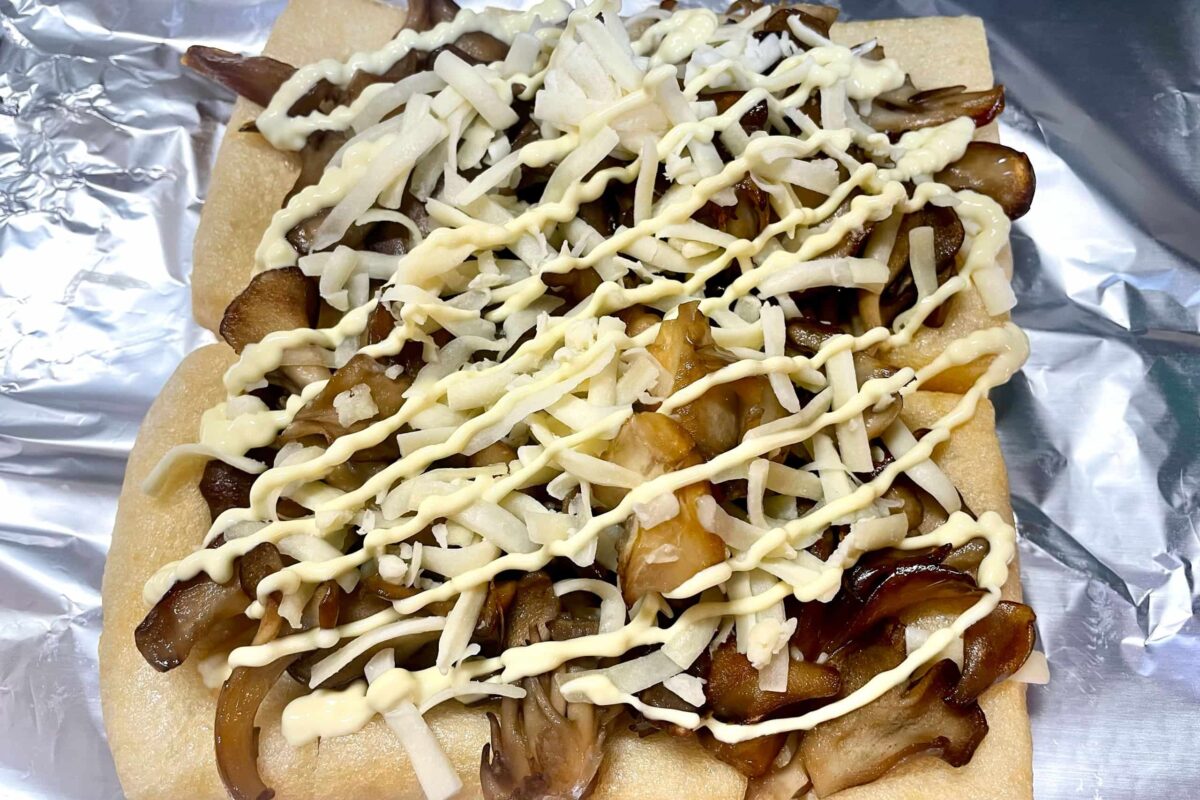 こんがり舞茸油揚げピザ