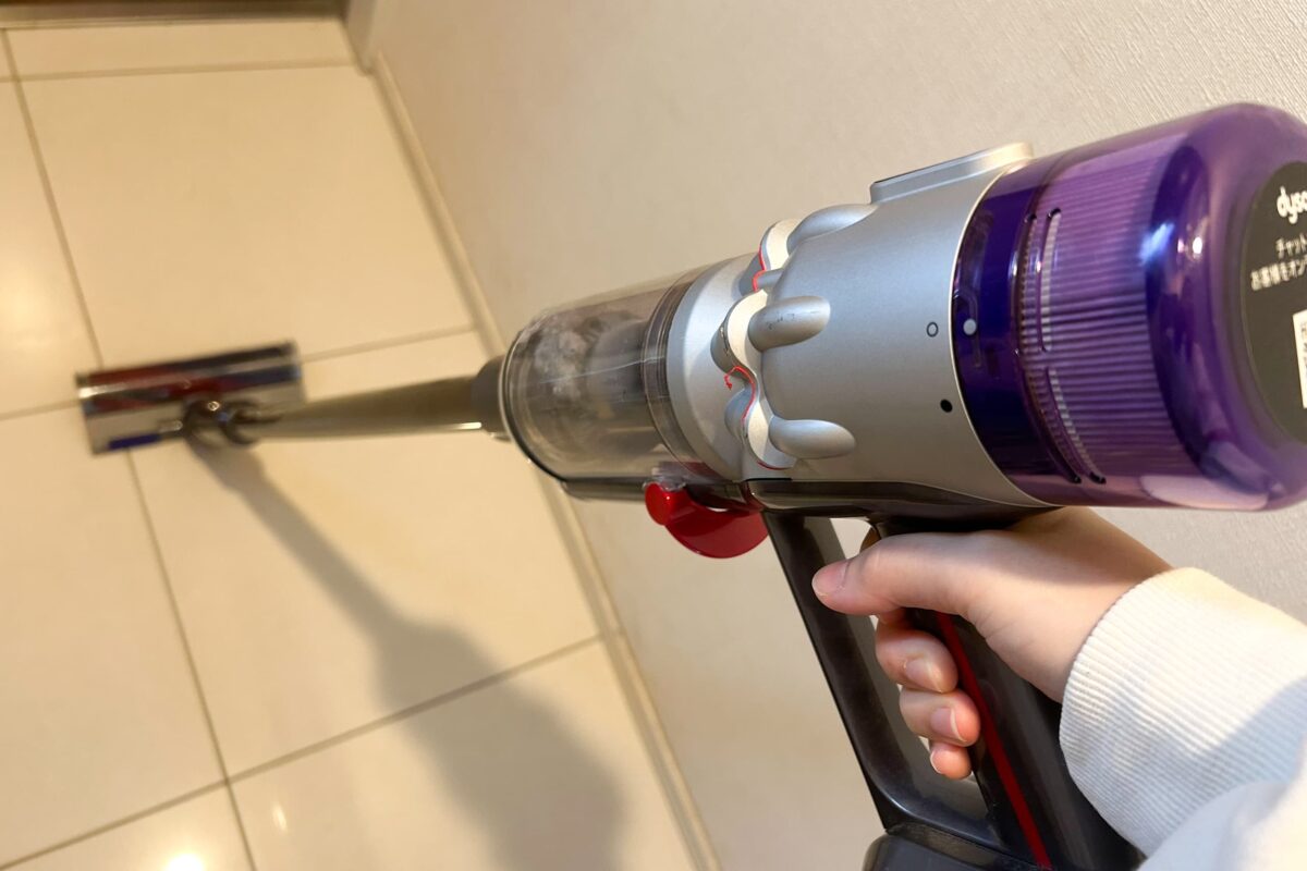 玄関掃除・掃除機