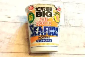 明石家さんまも「絶対やる！」と絶賛　カップ麺の残り汁で作る“茶碗蒸し”が想像の数倍ウマかった