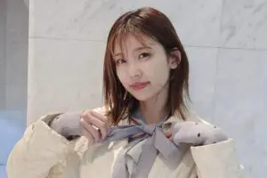 恋人がいるのに、なぜ他の異性と連絡を取りたがる？　その心理とは…