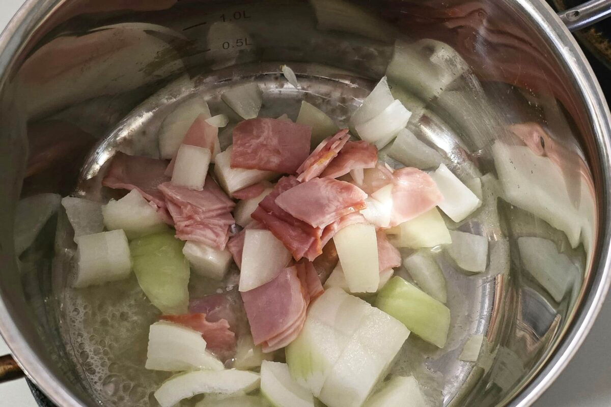 さつまチャウダー・炒める