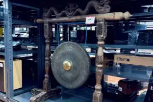 ハードオフで発見されたとんでもない打楽器　全国の武士から「戦で使いたい」と称賛相次ぐ