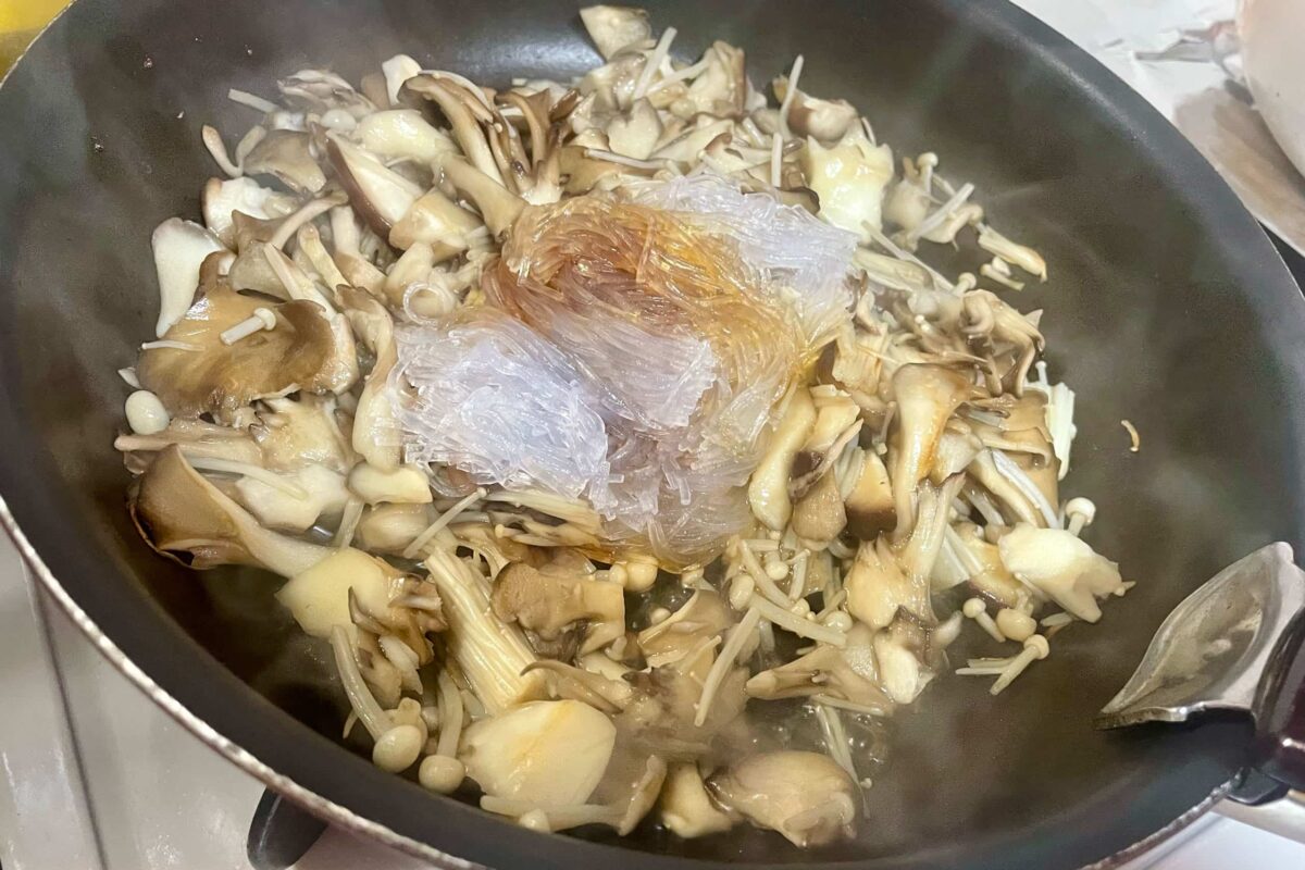 パリパリきのこ春巻き