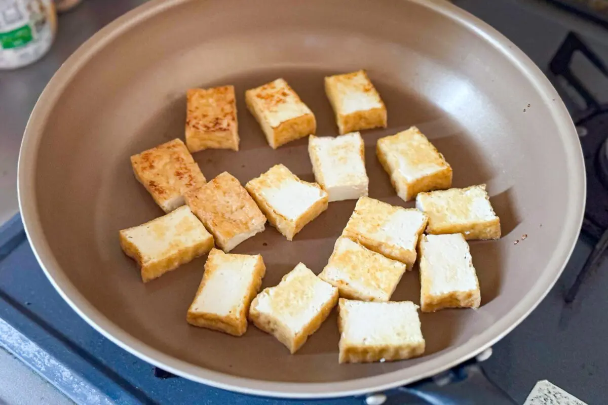 sirabee20251107yakiudon2