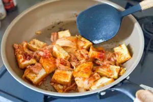 sirabee20251107yakiudon3