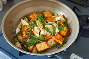 sirabee20251107yakiudon4