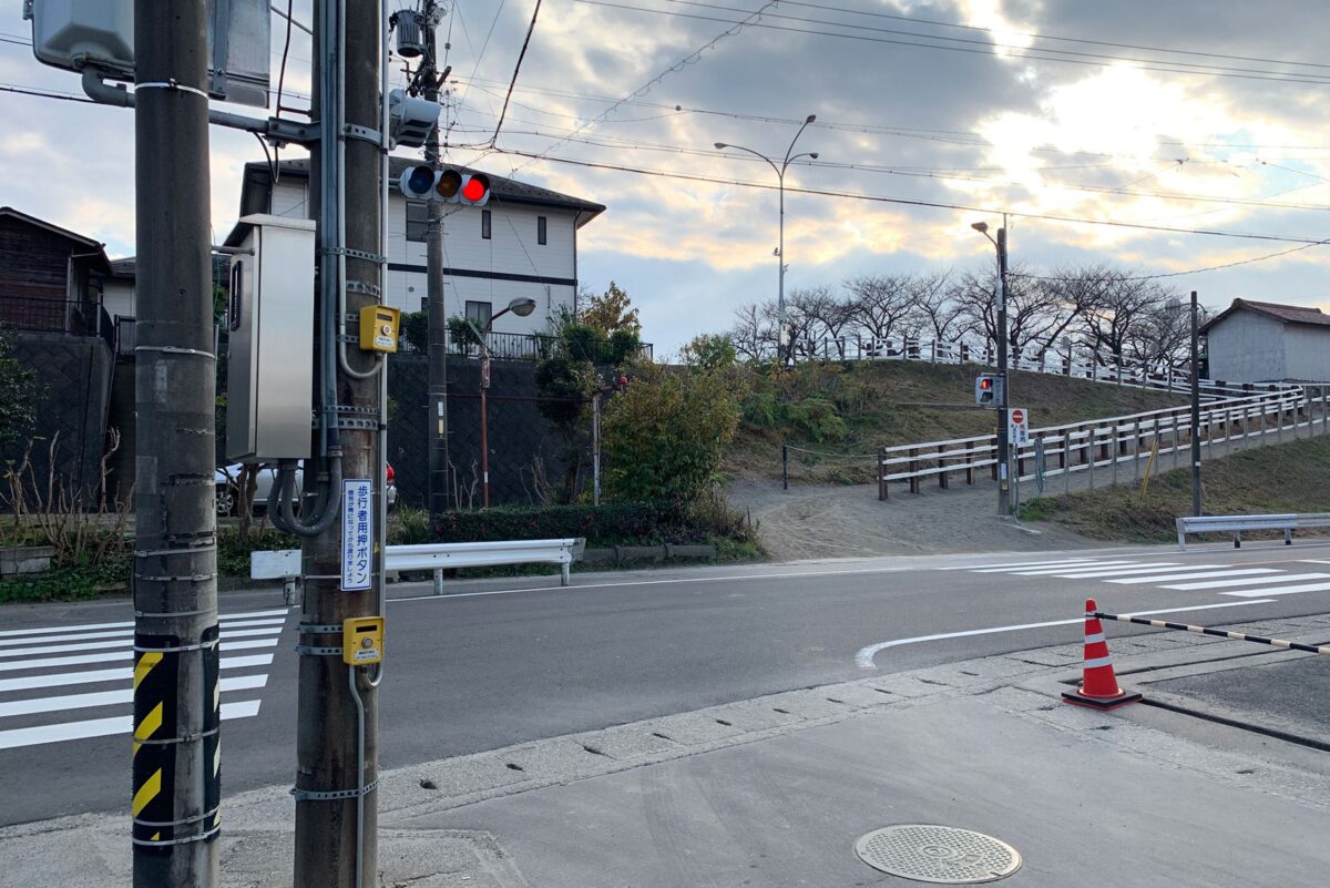 笠松競馬場付近の信号