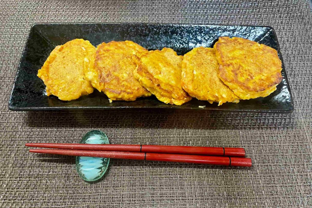 豆腐とにんじんのハンバーグ