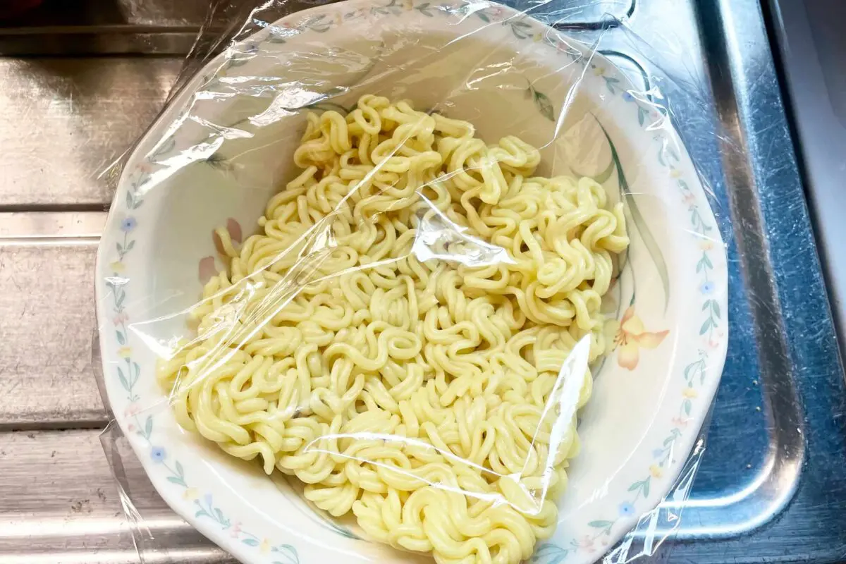 sirabee20251218yakisoba3