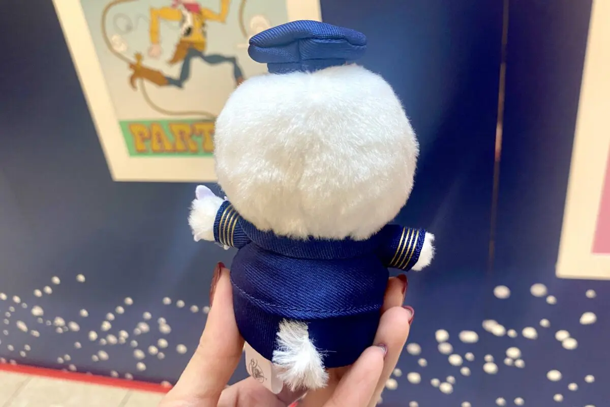 sirabee20251222disneystore10