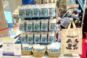 sirabee20251222disneystore11