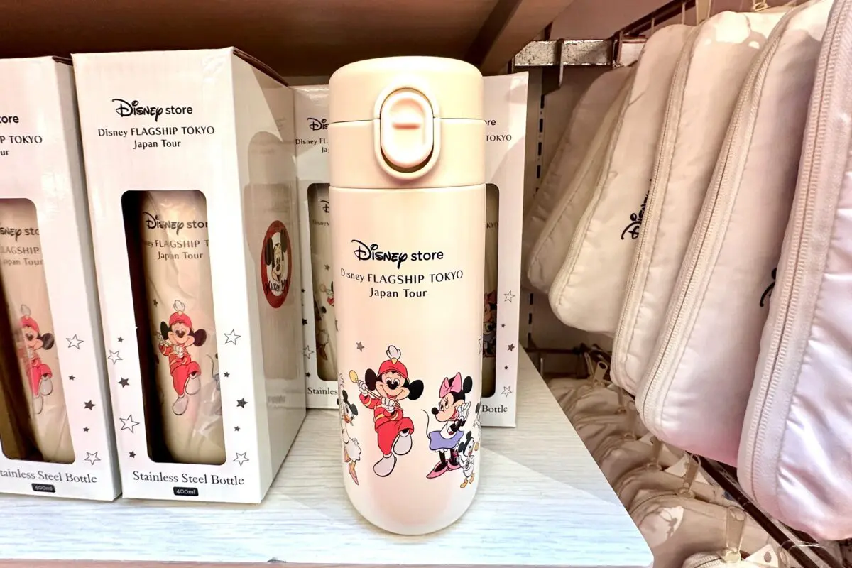 sirabee20251222disneystore3