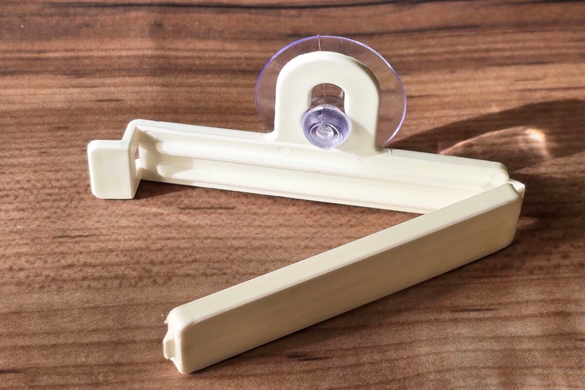 トライアルパウチクリップ・開く