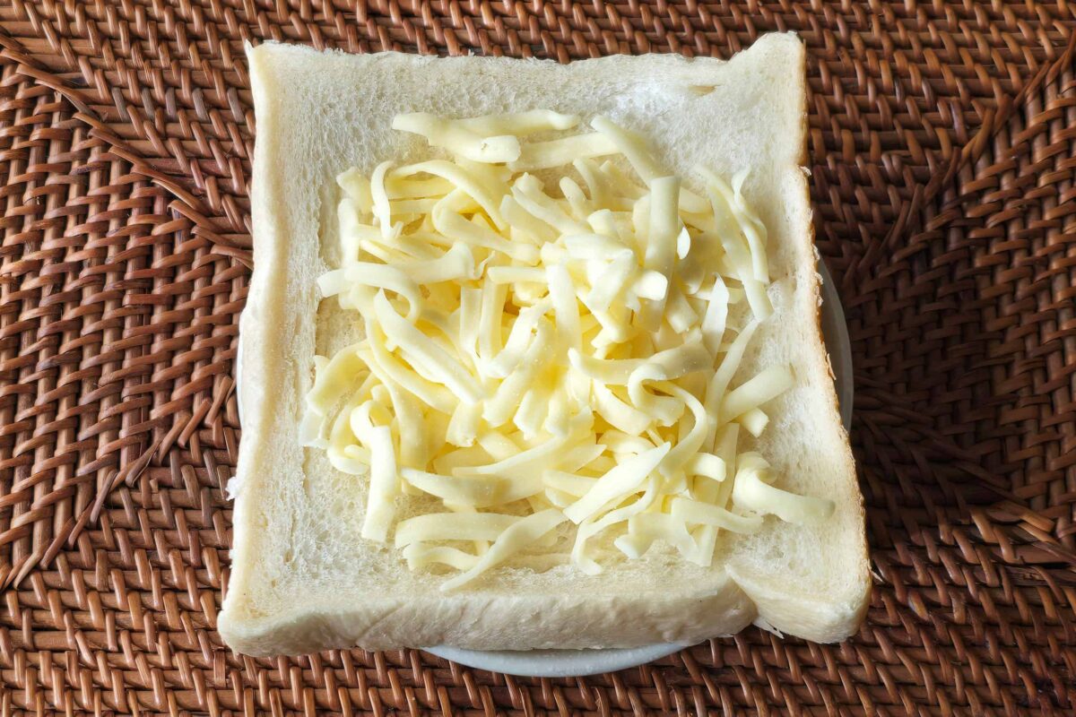 ガリバタチーズトースト・チーズ