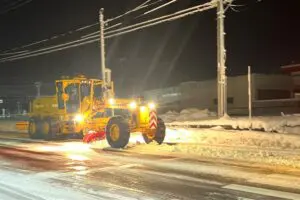 「早朝の除雪車はうるさくて迷惑」発言、雪国エアプ民の犯行か 国交省は「感謝の気持ち持って」呼びかけ