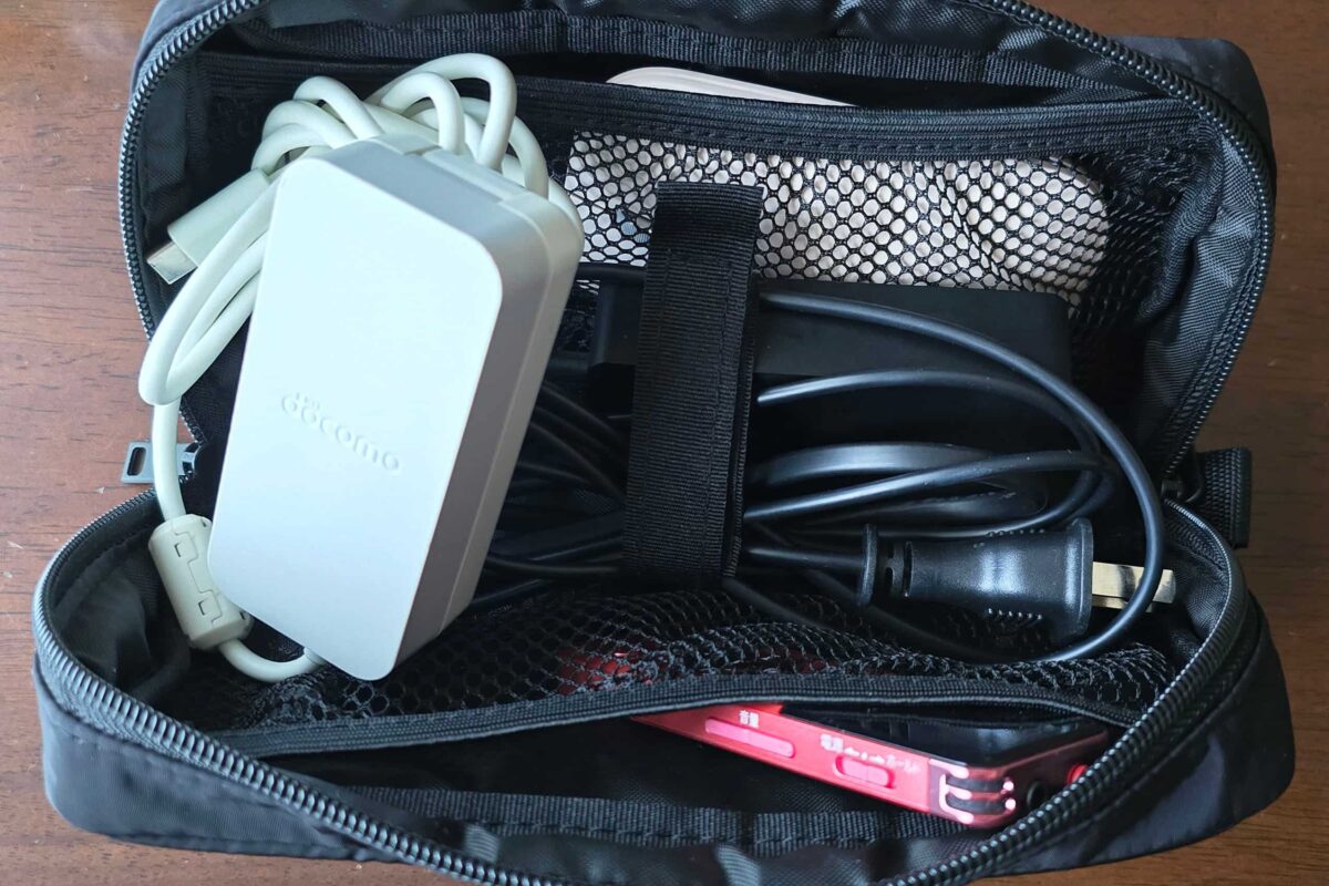 ポリエステルガジェットポーチ・収納