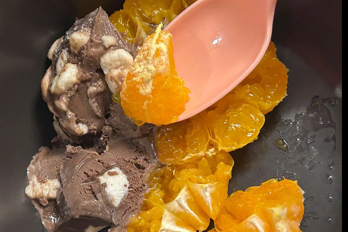 sirabee20260121mikan_hot00001