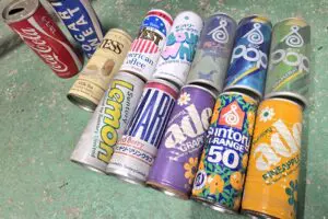 40年前に故障した自販機、出土した謎の缶にアラフォー感動　サントリーも「非常に嬉しい」と笑顔