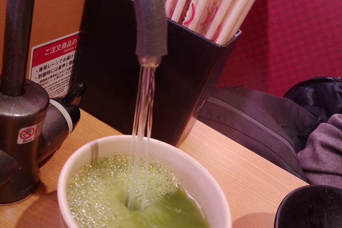 スシローの蛇口