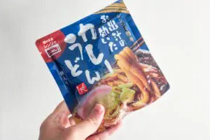 カルディ、これが249円でいいの? レンジで温めるだけの「だしカレーうどん」がリピ確定