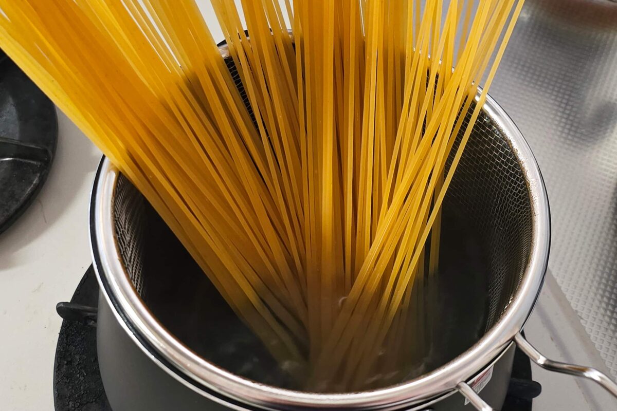 ツナトマトパスタ・パスタ