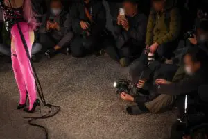 台湾コミケ・コスプレ広場に“日本人盗撮犯”　現地ファンが激怒する悪質すぎる「手口と惨状」