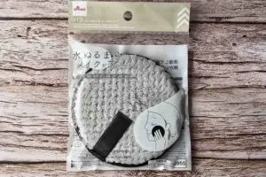 ダイソー、メイク落としパフのはずが…　「最強の掃除グッズ」として名作入り