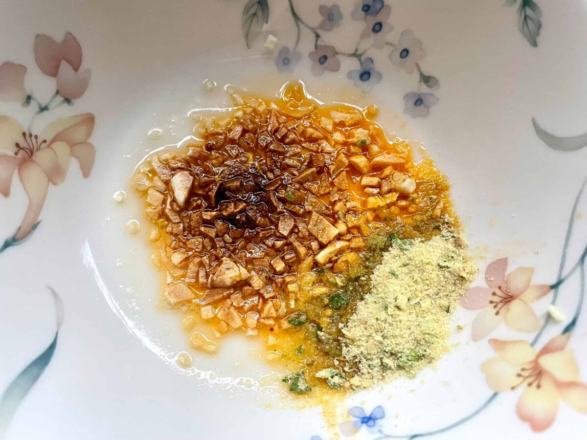 焦がしにんにく油そば