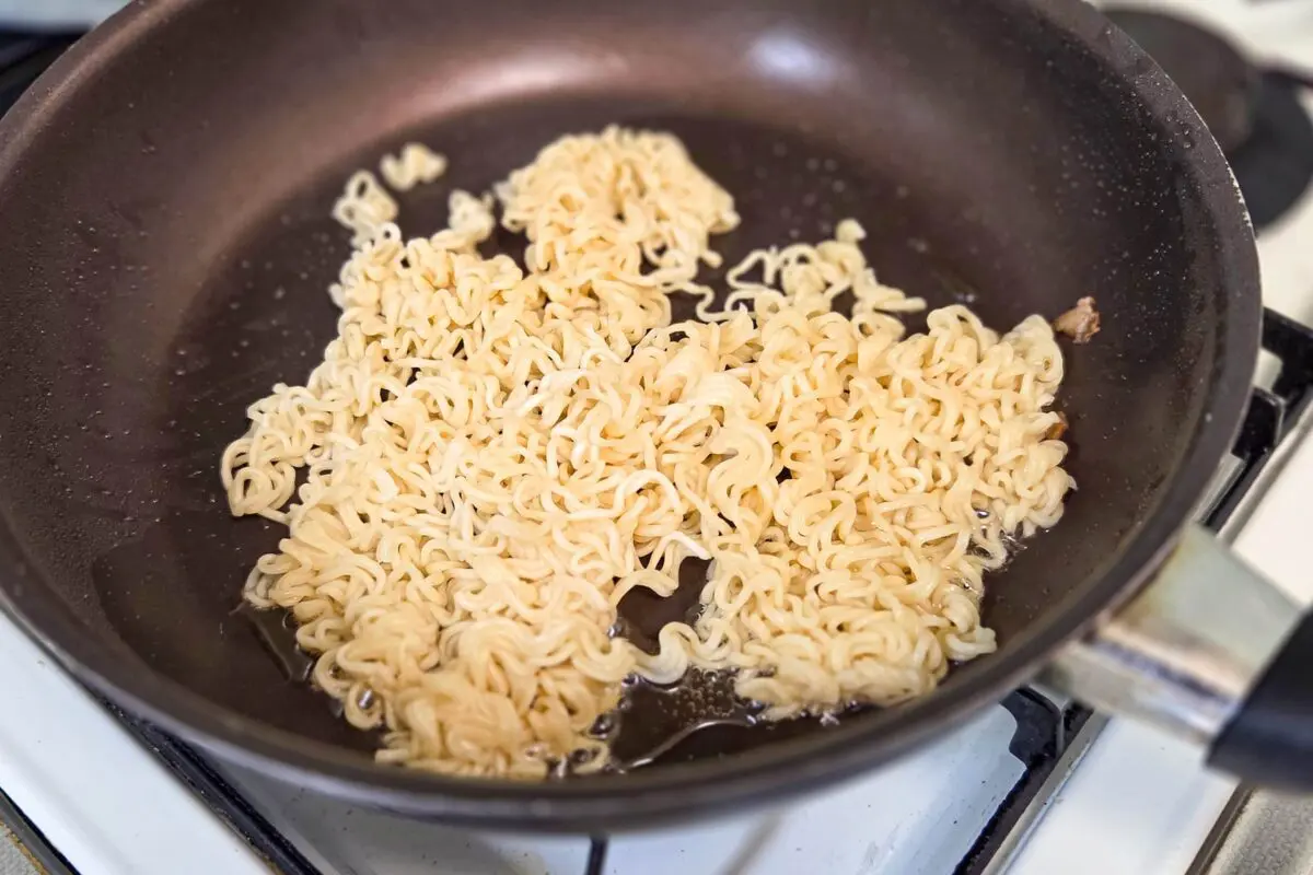 sirabee20260228yakisoba4