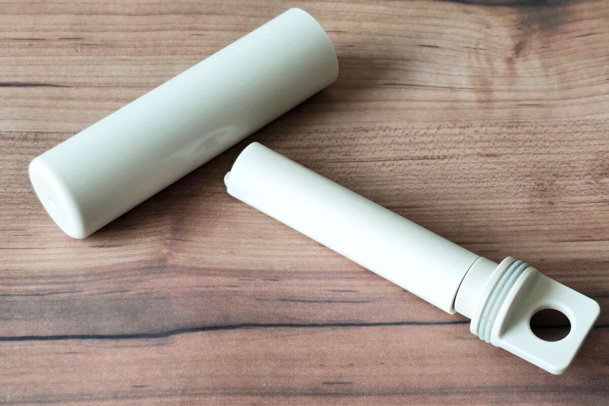 携帯用衣類クリーナー