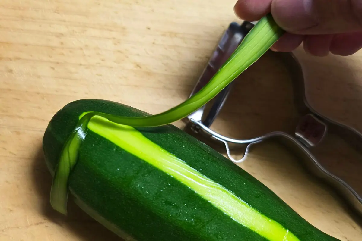 sirabee20260303peeler8