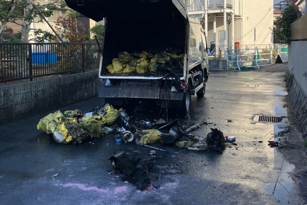 発火したリチウムイオン電池