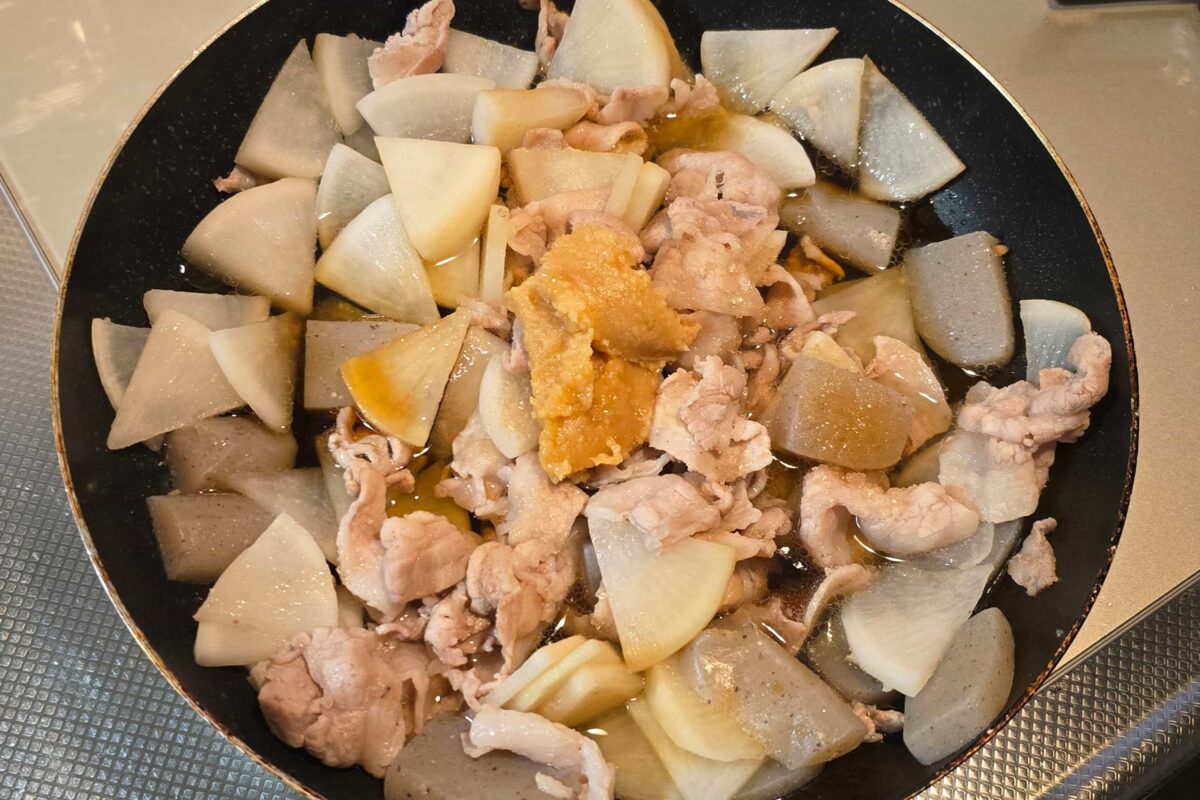 豚バラで簡単どて煮