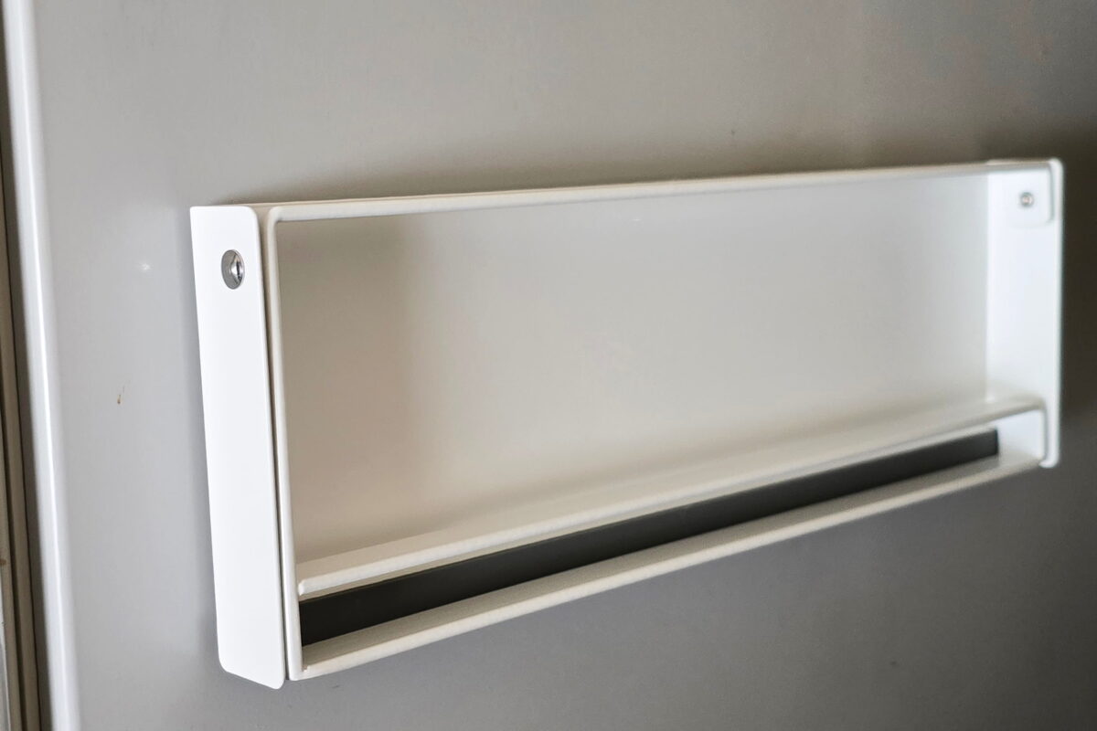 片手でカットマグネットキッチンペーパーホルダー