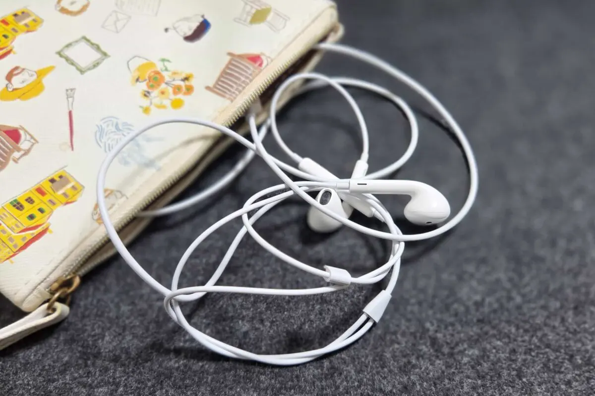 sirabee20260401earpods6