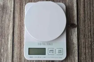 これで999円は優秀すぎる ニトリのキッチンスケールが「ちょうどいい」