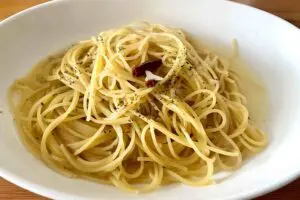 ペペロンチーノは“ワンパン”で作ると濃厚　だれウマ流の作り方が簡単で本格的