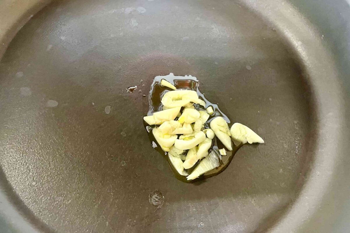 油揚げとこんにゃくの炒め