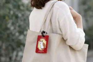 なぜか動物が描かれたヘルプカード、裏面を見て驚き　その正体が「素晴らしいアイデア」と話題