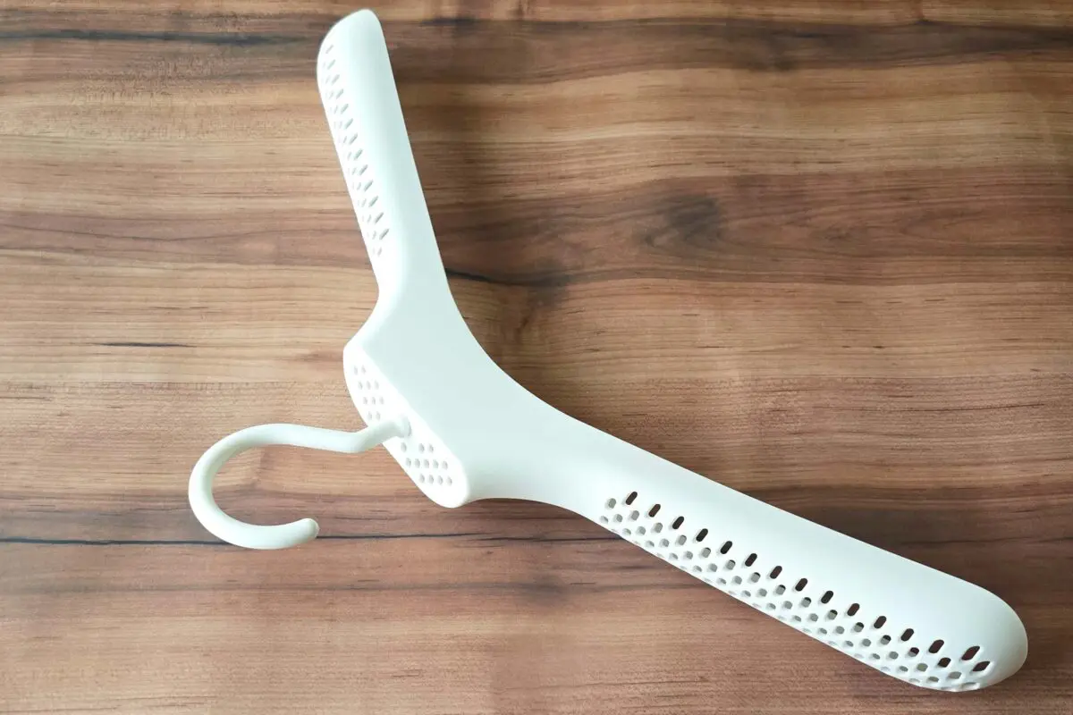 sirabee20260408hangar8