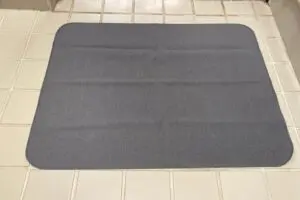 珪藻土がしっくりこなかった…　薄いのに即乾く｢理想のバスマット｣見つけました