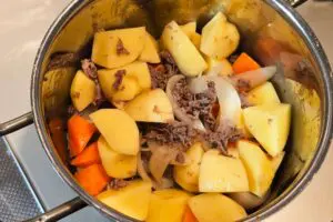 sirabee20260413azuki4