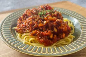 sirabee20260414meatsauce8