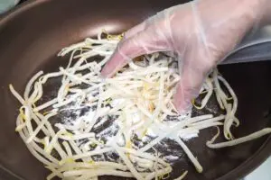 sirabee20260414moyashi4