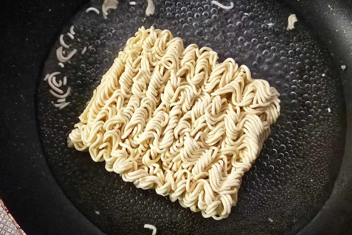 sirabee20260418yakisoba4