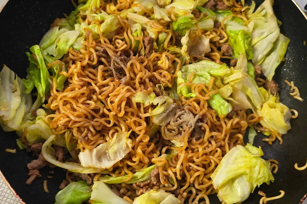 sirabee20260418yakisoba7
