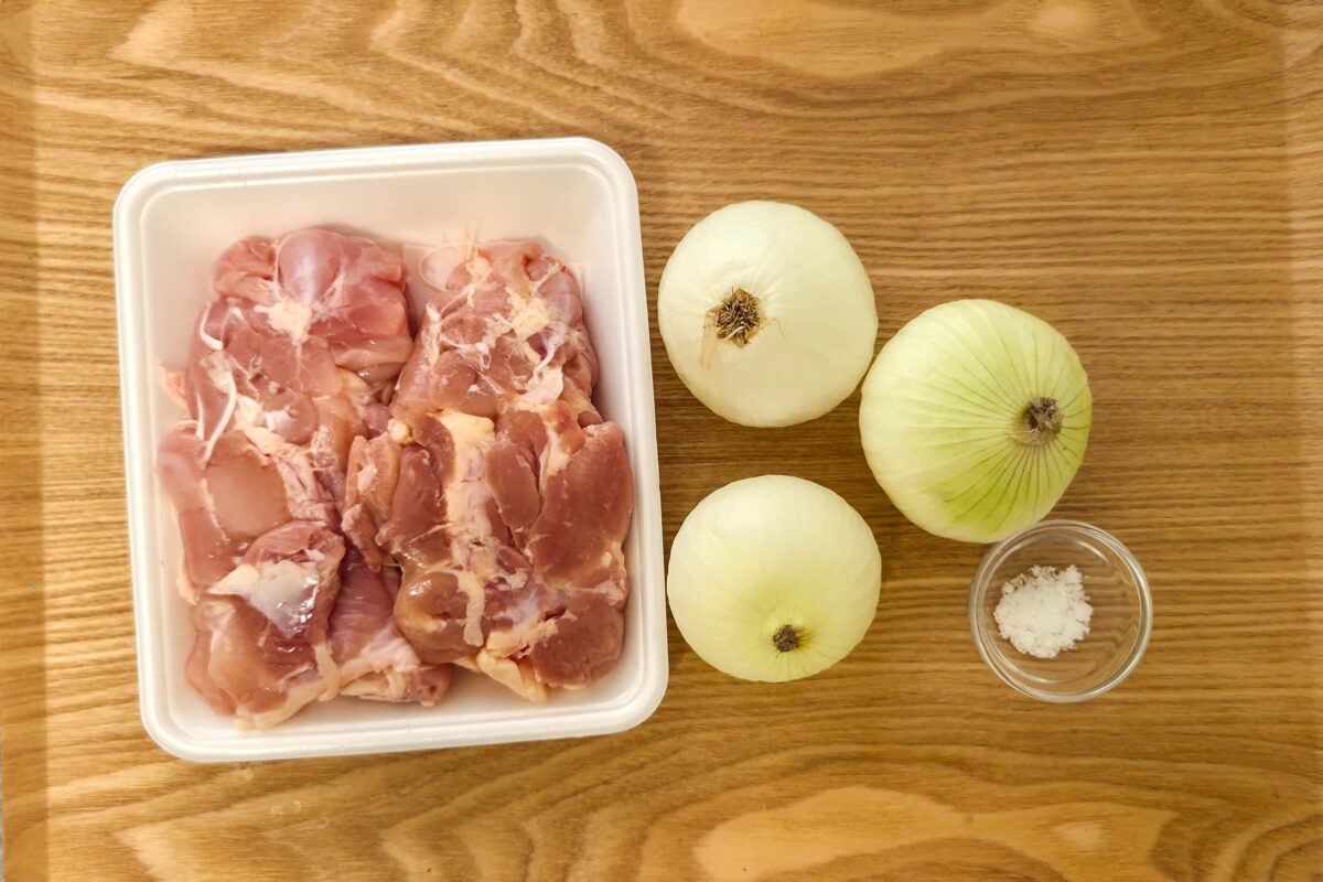 鶏と玉ねぎの塩だけ煮込み