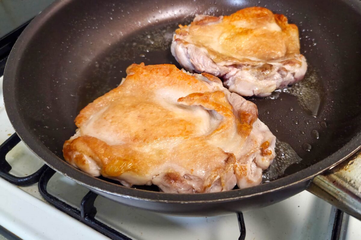 鶏と玉ねぎの塩だけ煮込み