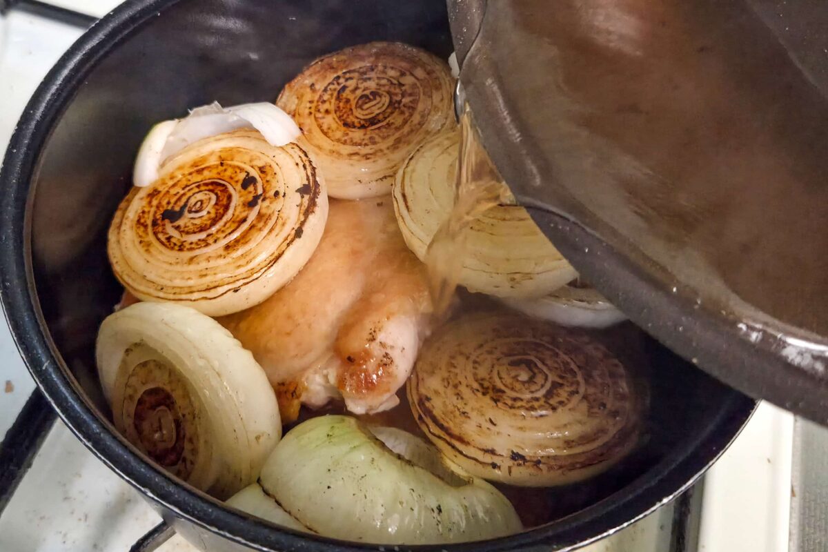 鶏と玉ねぎの塩だけ煮込み